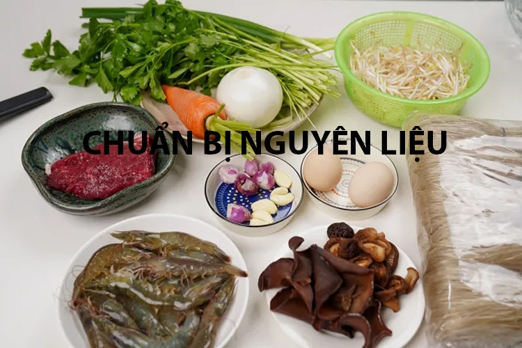 Mách bạn cách làm miến xào thập cẩm thơm ngon, dai giòn và không bị dính chùm - Hình 1