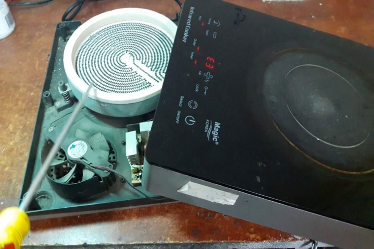 Khắc phục khi bếp hồng ngoại báo lỗi E3 và cách hạn chế xảy ra lỗi trên bếp hồng ngoại - Hình 2