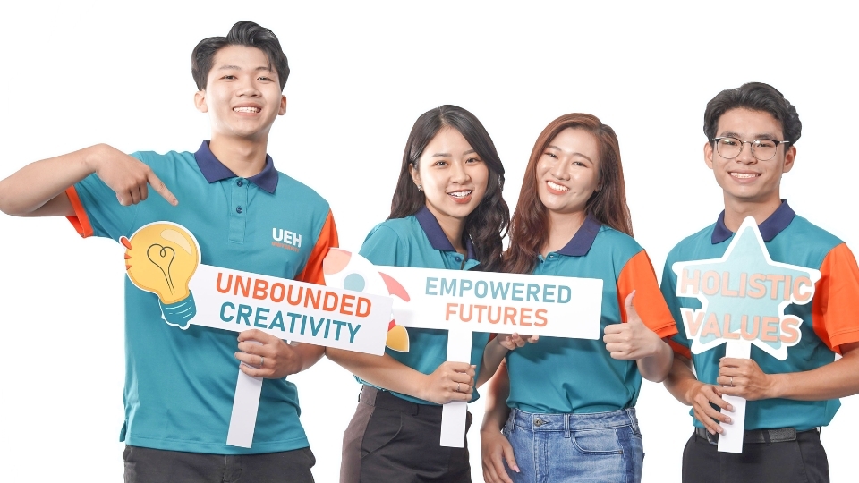 Hướng dẫn đóng học phí UEH