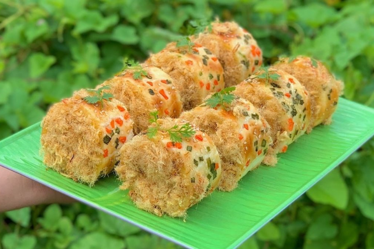 Hướng dẫn làm món bánh mì ruốc thơm ngon béo ngậy với sốt mayonnaise đơn giản - hình 5