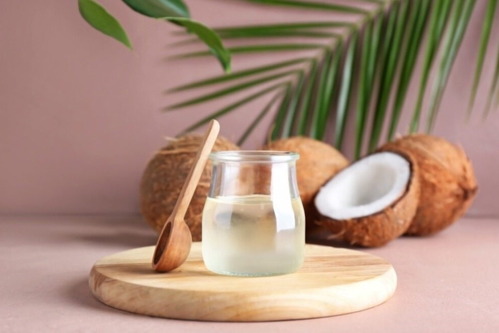 Cách làm dầu dừa nguyên chất tại nhà với những dụng cụ, nguyên liệu đơn giản 6