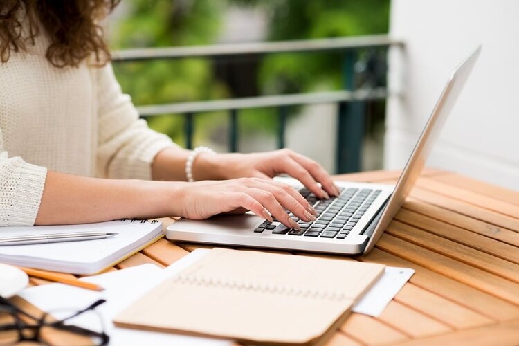 Pillar page phải rộng và nội dung có giá trị lâu dài