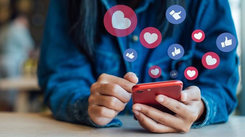 Marketing trên mạng xã hội giúp tạo mối quan hệ với khách hàng