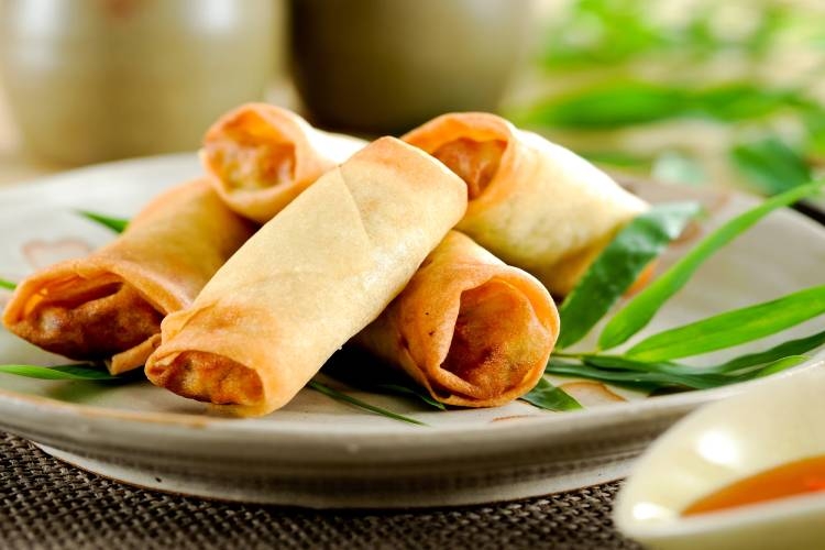 Bí kíp làm chả cuốn giòn rụm, thơm ngon trẻ con, người lớn ai cũng thích mê Hình 8