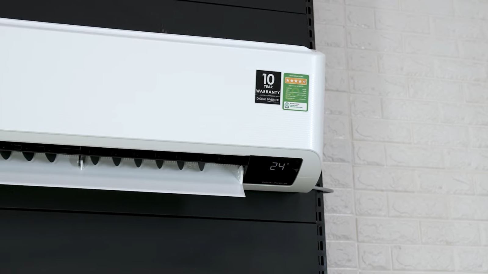 Máy lạnh Samsung Inverter 1 HP AR10TYHYCWKNSV hình 6