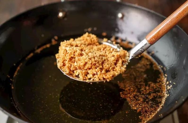 cách làm đậu phộng rang tỏi ớt 6