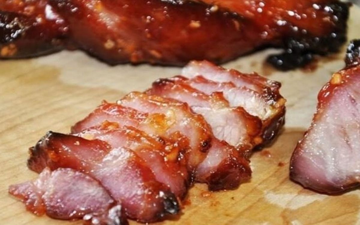 5. Cách làm xá xíu chỉ với gói gia vị ướp sẵn