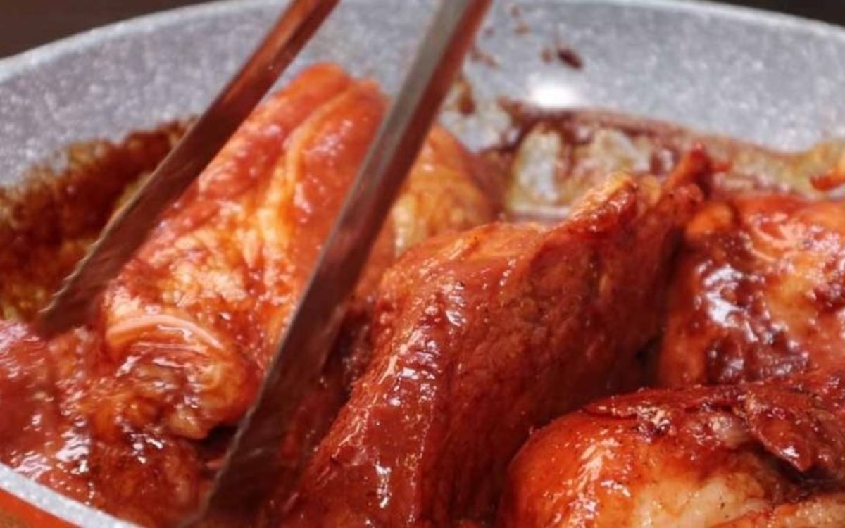 3. Cách làm xá xíu bằng chảo
