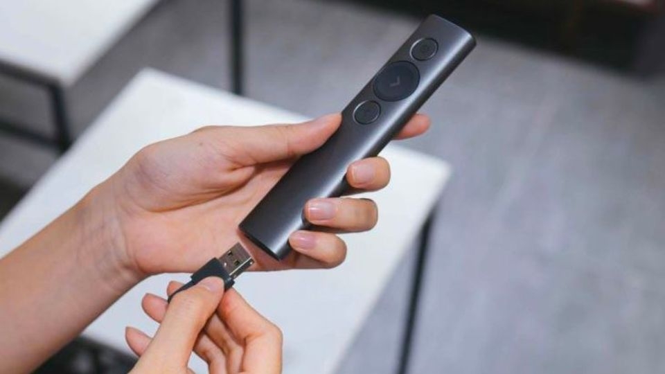 Cấu tạo của bút trình chiếu