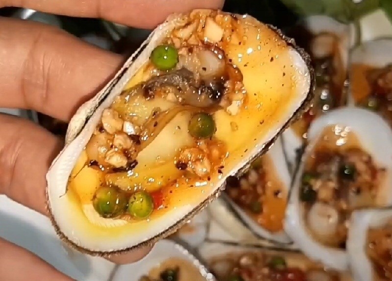 Món sò dẹo nướng sốt tiêu xanh cực kích thích vị giác