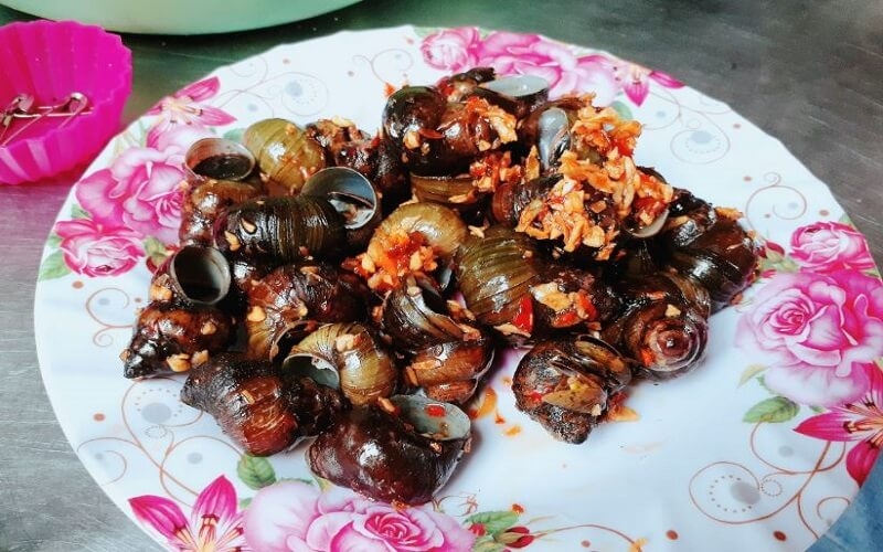 Ốc đắng chiên bơ tỏi ngon mê ly