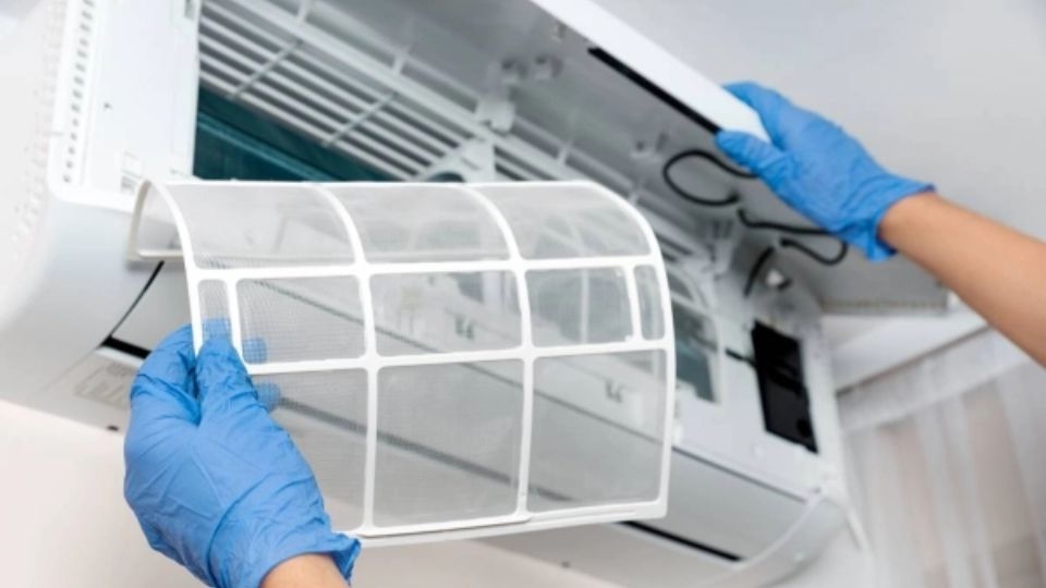 Vệ sinh sạch sẽ dàn lạnh