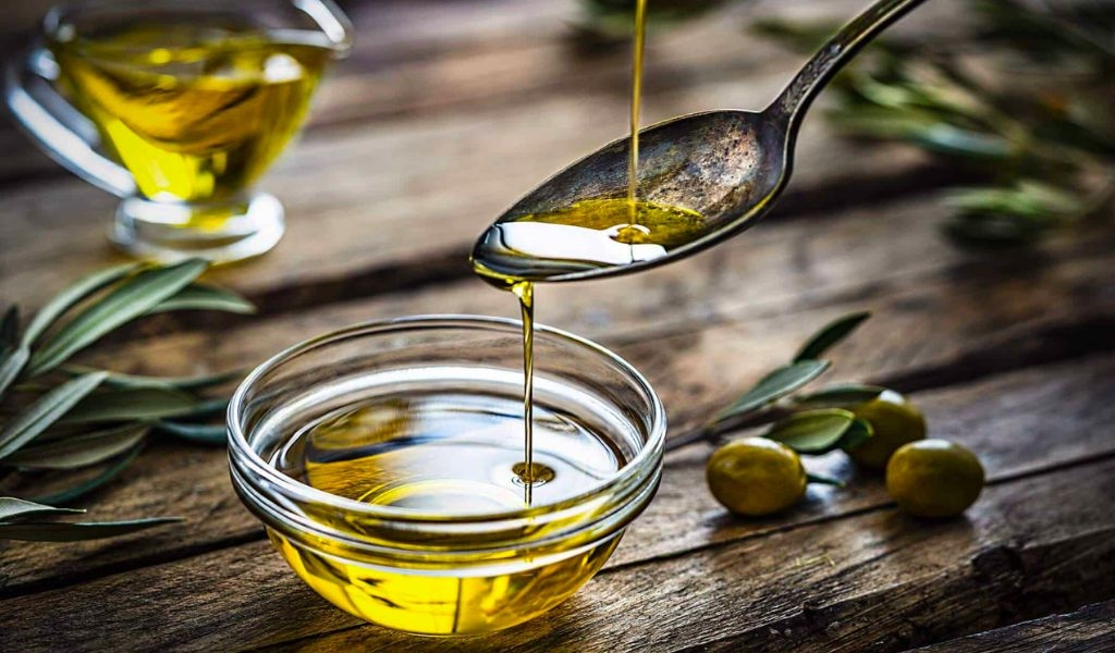Lợi ích và cách sử dụng dầu oliu trong nấu ăn tốt cho sức khoẻ bạn đã biết chưa 3