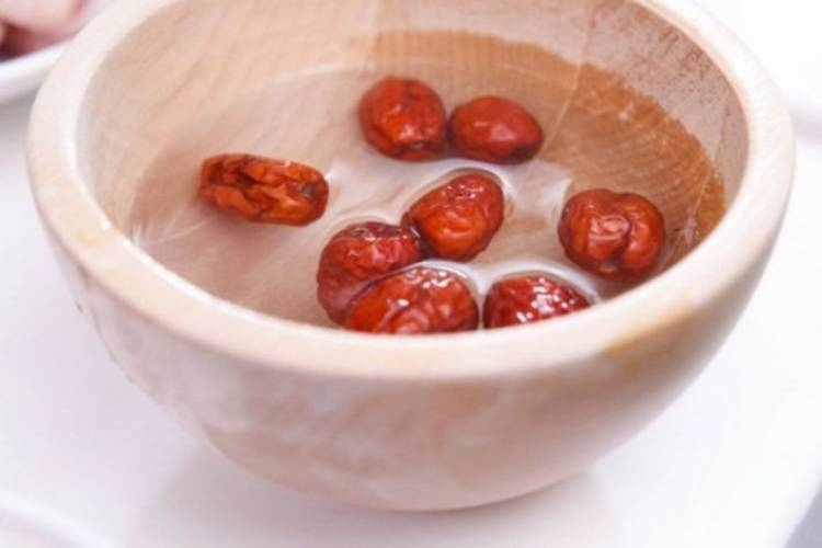 Học cách làm mứt táo đỏ (mứt táo tàu) thơm ngon, ngọt lịm cực hợp đãi khách ngày Tết Hình 2