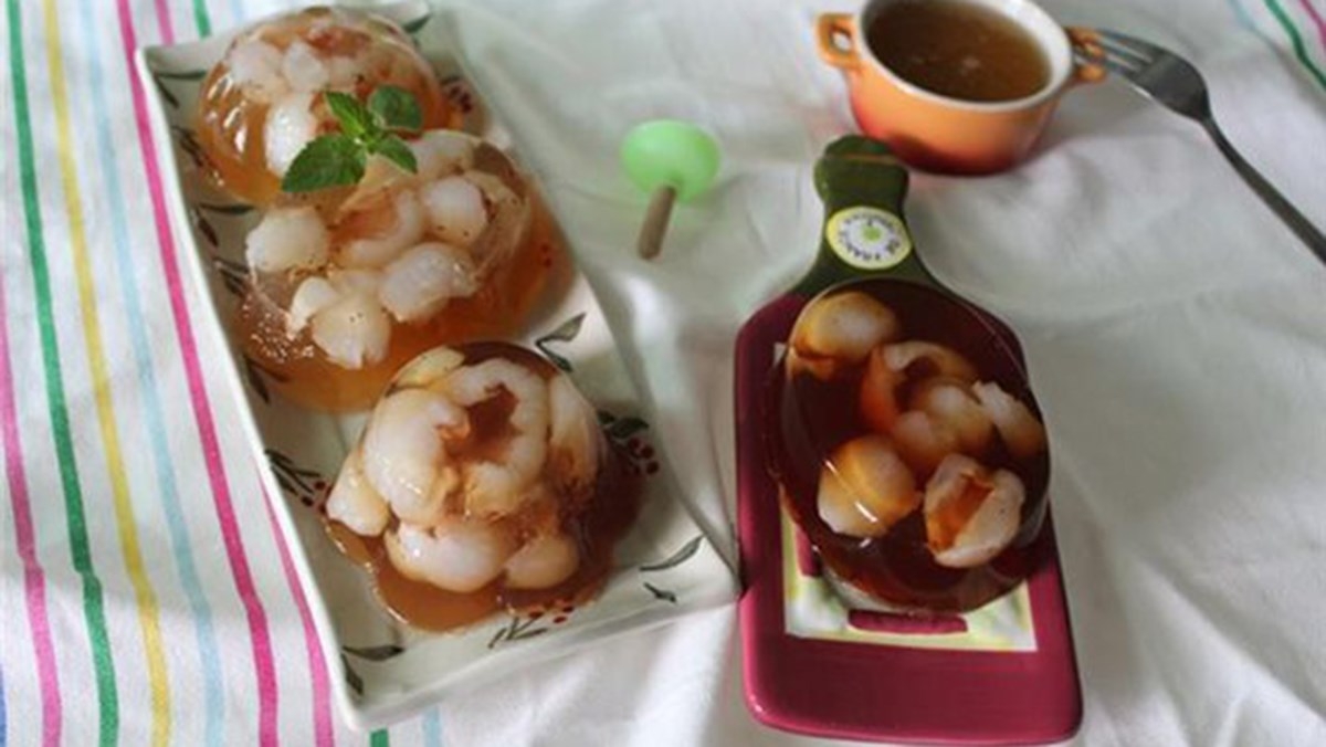 Món thạch vải trà lý tưởng cho những ngày nắng nóng