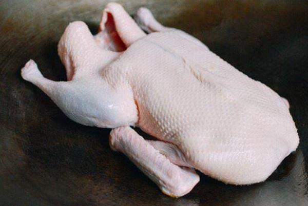 Hướng dẫn cách nấu món thịt vịt khìa nước dừa thơm, ngon, đậm vị cho bữa cơm gia đình Hình 1