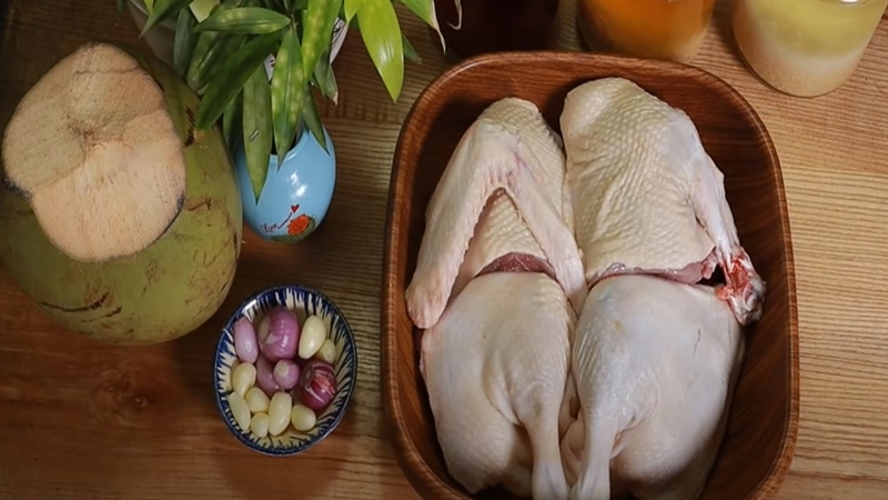 Hướng dẫn cách nấu món thịt vịt khìa nước dừa thơm, ngon, đậm vị cho bữa cơm gia đình Hình 2