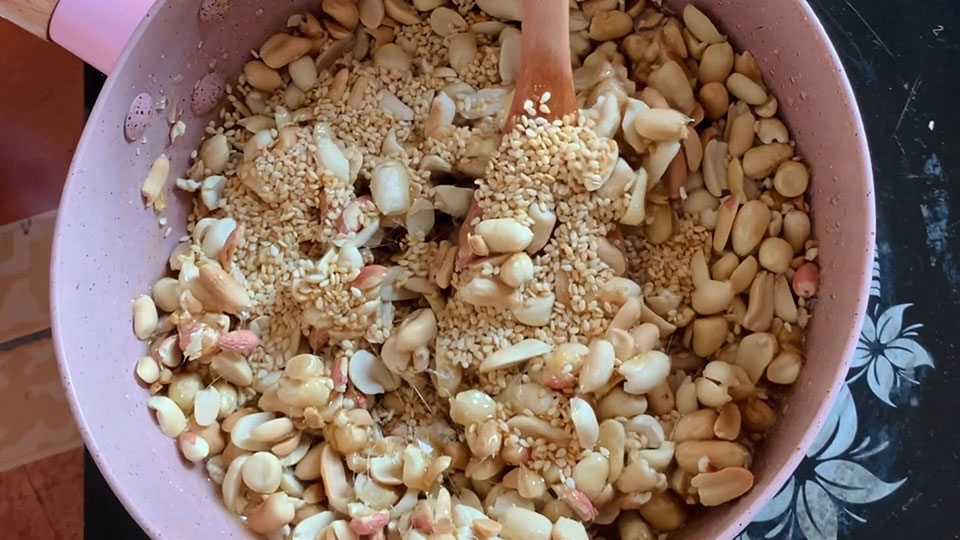 Nấu kẹo