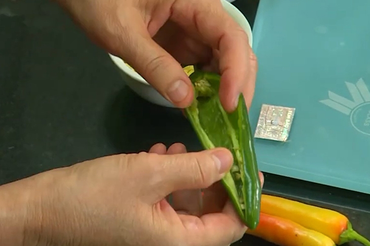 cách làm kim chi hành lá (hình 7)
