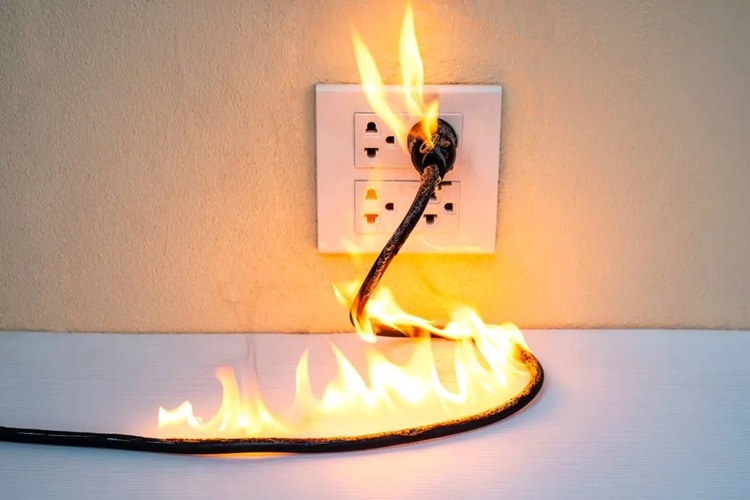 Chập điện là gì? Khi khắc phục sự cố chập điện cần phải lưu ý những gì để đảm bảo an toàn? 1