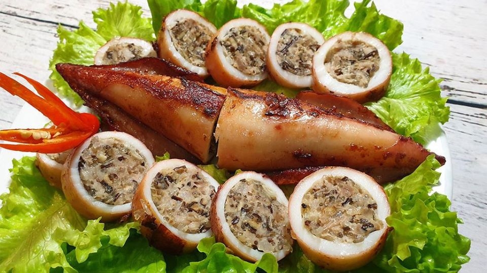 Mực dồn thịt nướng
