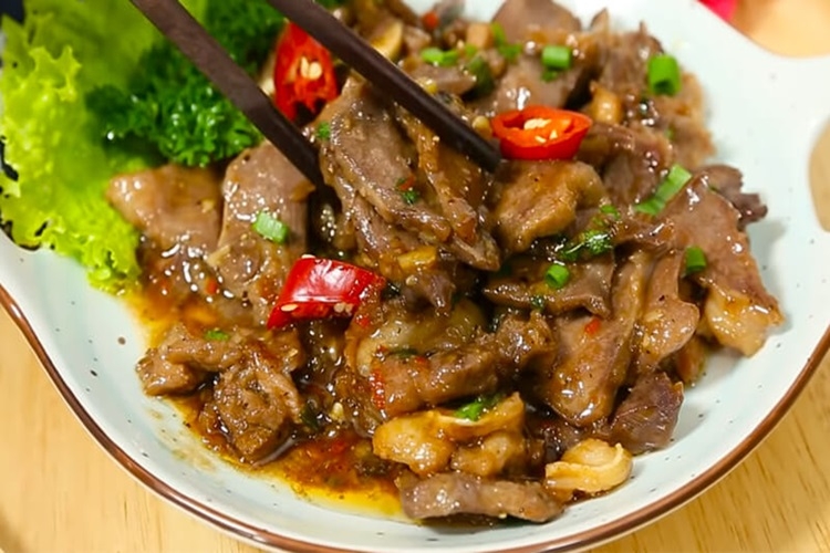 Tìm hiểu lưỡi heo làm gì ngon, giòn sần sật - Top 5 món ăn làm từ lưỡi heo ngon nhất - Hình 1