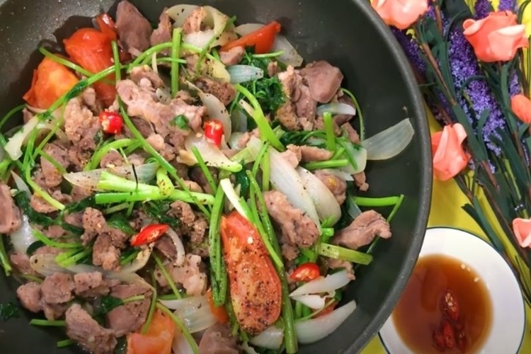 Tìm hiểu lưỡi heo làm gì ngon, giòn sần sật - Top 5 món ăn làm từ lưỡi heo ngon nhất - Hình 2