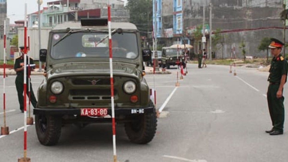 Biển số xe màu đỏ