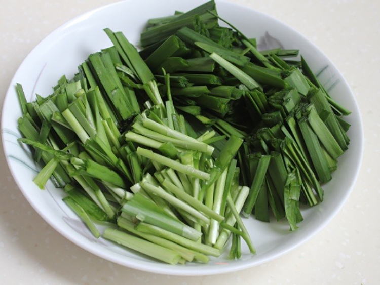 Hẹ xào trứng (hình 3)