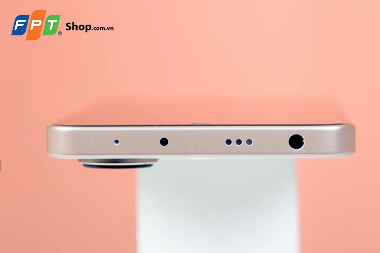 Trên tay Redmi Note 13 (Hình 4)