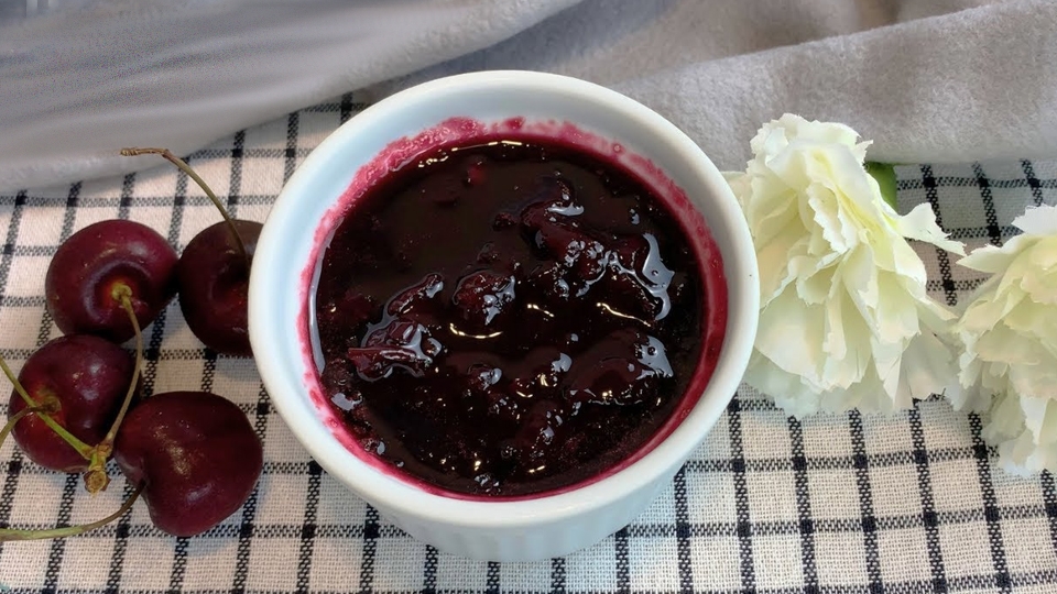 Thành phẩm mứt cherry.