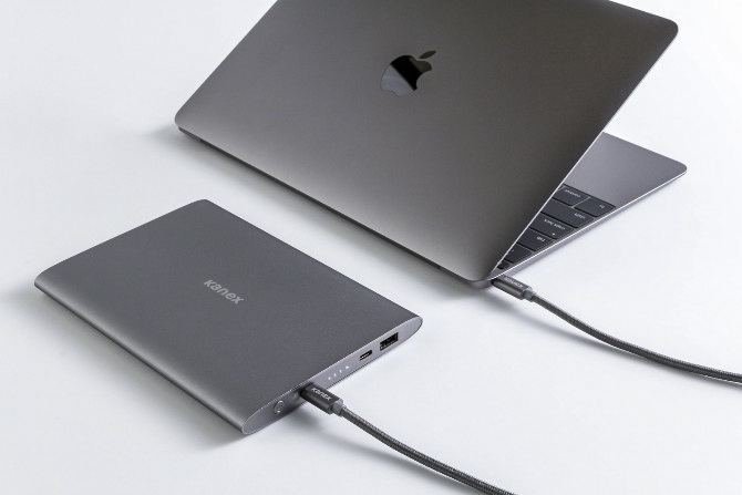 Chọn sạc dự phòng cho máy tính bảng/laptop