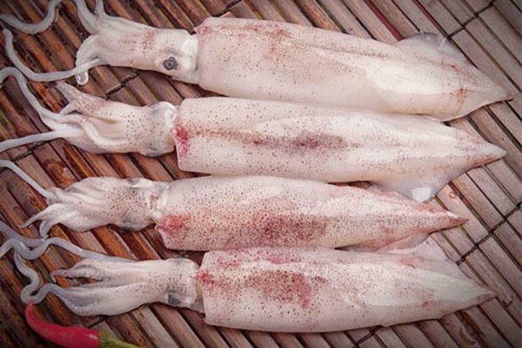 Mực xào tỏi (hình 2)