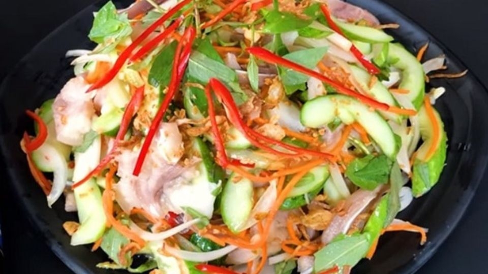 Gỏi tai heo dưa leo