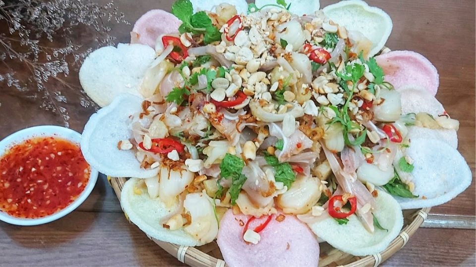 Gỏi tai heo mít non