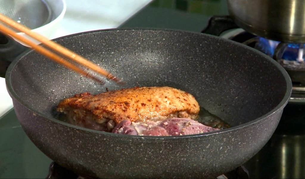 Lợi ích dinh dưỡng của ức vịt và cách chế biến các món ngon từ thịt ức vịt 2