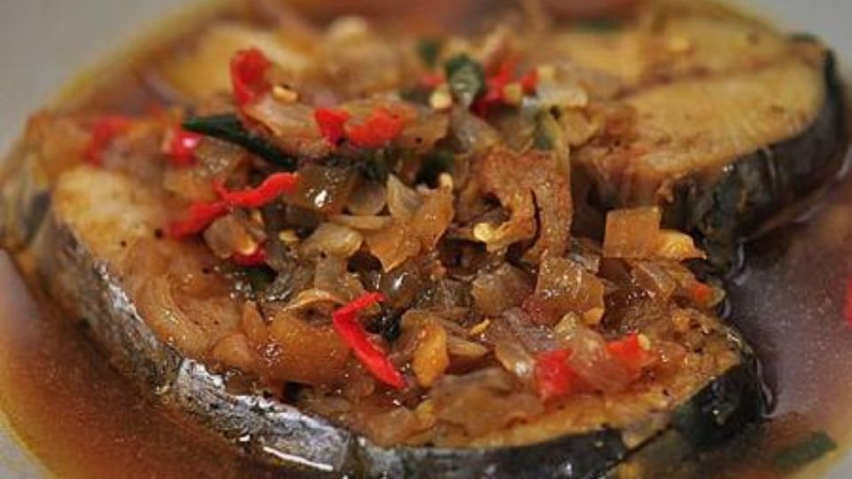 Cá thu kho gừng