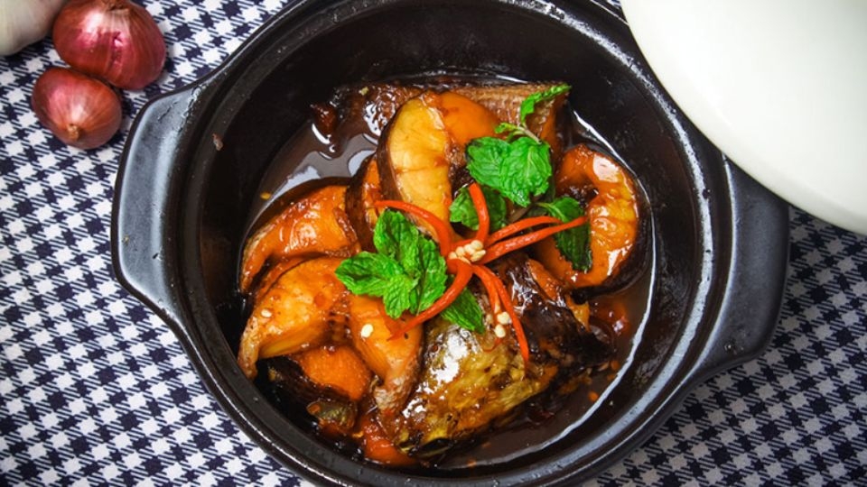 Cá basa kho gừng