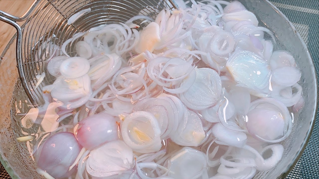 cách ngâm hành tím thái lát ăn liền 4