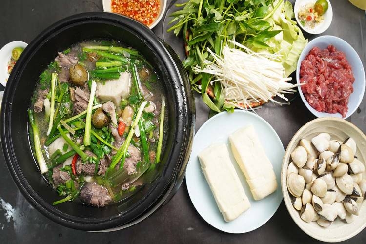 Hướng dẫn cách nấu vịt om sấu ngon, chuẩn vị miền Bắc, đơn giản và dễ làm tại nhà Hình 10