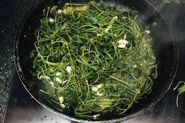 Rau má xào tỏi (hình 3)