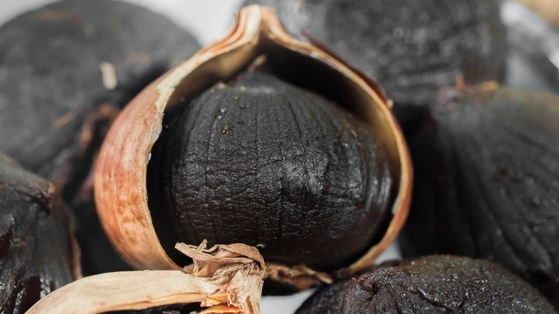 ăn tỏi đen đúng cách