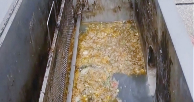 Xử lý dầu ăn thừa bằng bồn trữ dầu mỡ