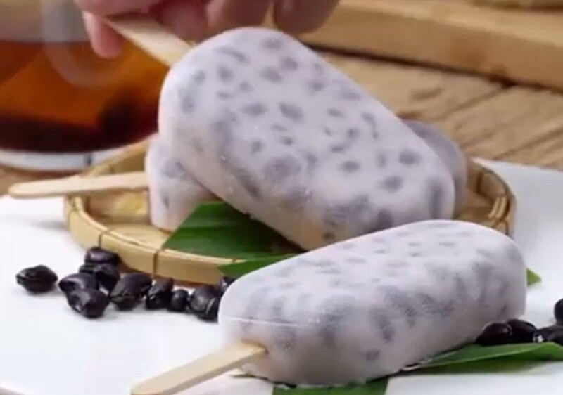 Kem đậu đen nước cốt dừa