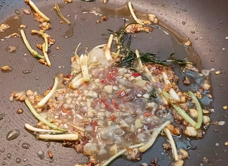 Xào các nguyên liệu