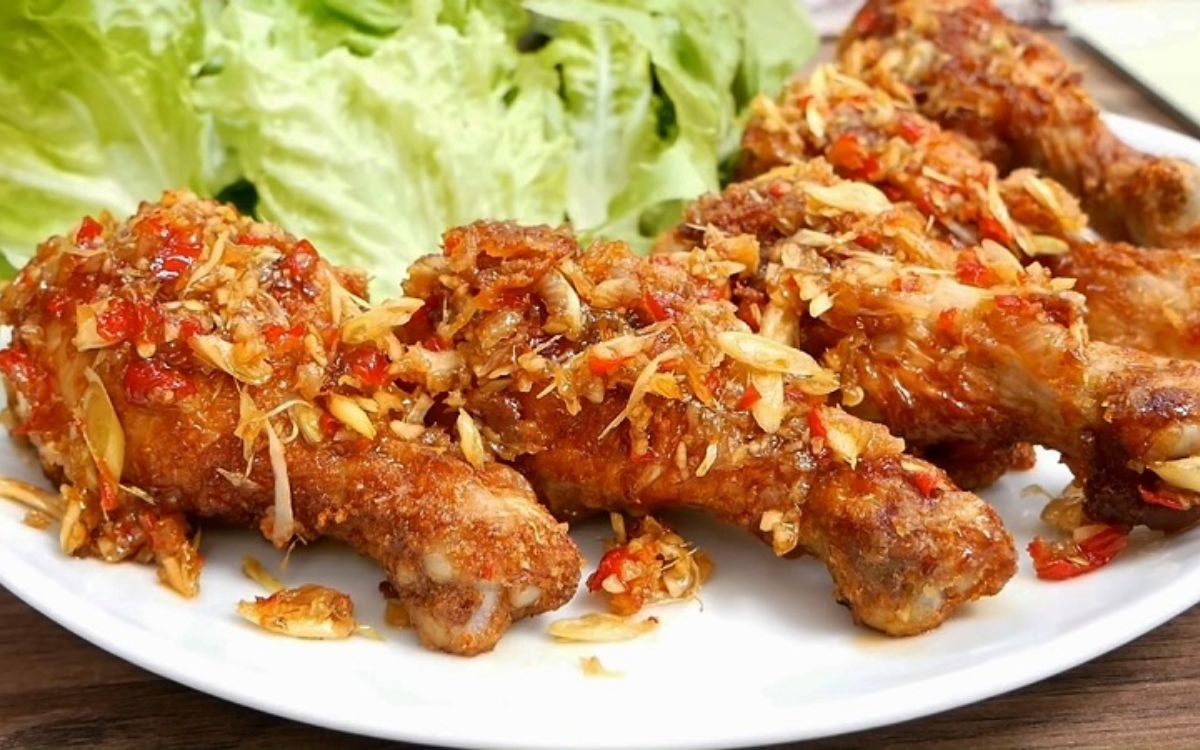 2. Cách làm đùi gà chiên nước mắm bằng nồi chiên không dầu đơn giản