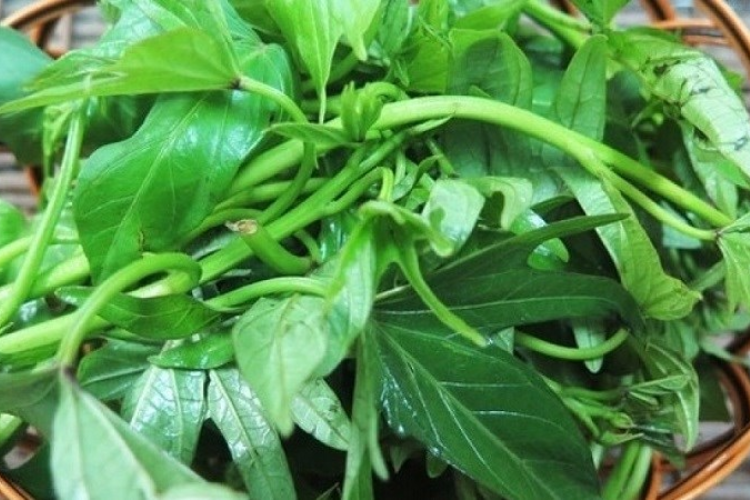 Cách nhặt rau lang