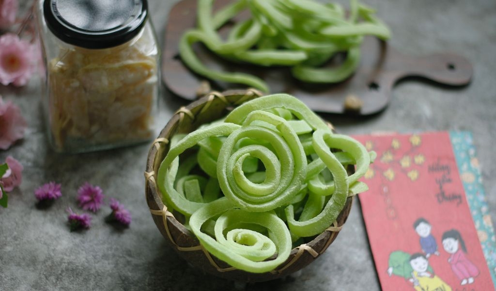 Cách làm mứt dừa trắng truyền thống đẹp mắt, không chảy nước, không cháy vàng 5