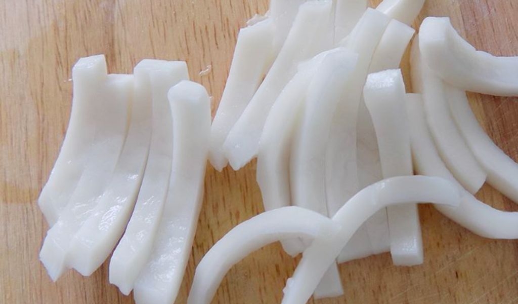 Cách làm mứt dừa trắng truyền thống đẹp mắt, không chảy nước, không cháy vàng 1