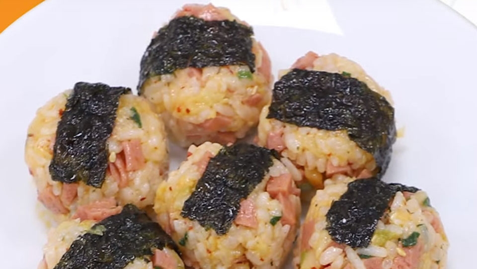 Thành phẩm cơm nắm rong biển kim chi